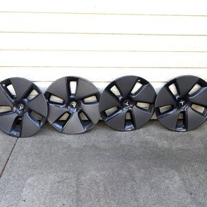 18" Tesla Model 3 Factory Aero Wheel Covers (Hubcaps)